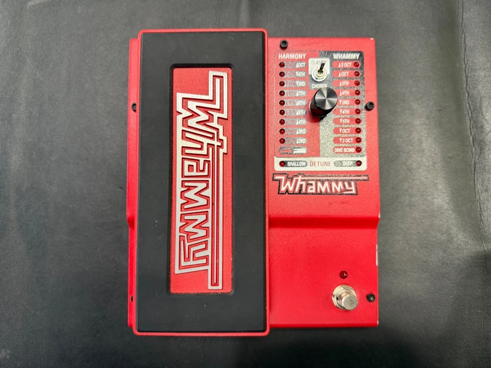 Pedal de guitarra DigiTech Whammy V Pitch Shifting - Usado Foto 2 de 4