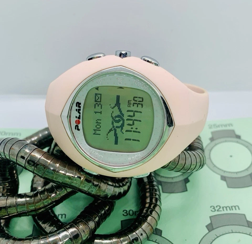 Reloj digital rastreador de actividad física Polar F6 para mujer rosa plateado solo batería nueva Foto 3 de 4