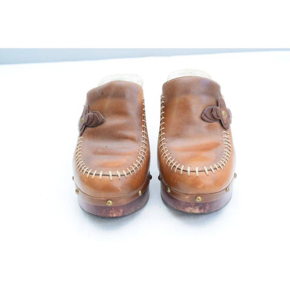 Xhilaration 8.5 Clogs Platform Heels Leather Upper Mules Brown Flower Y2K - Image 2 of 4