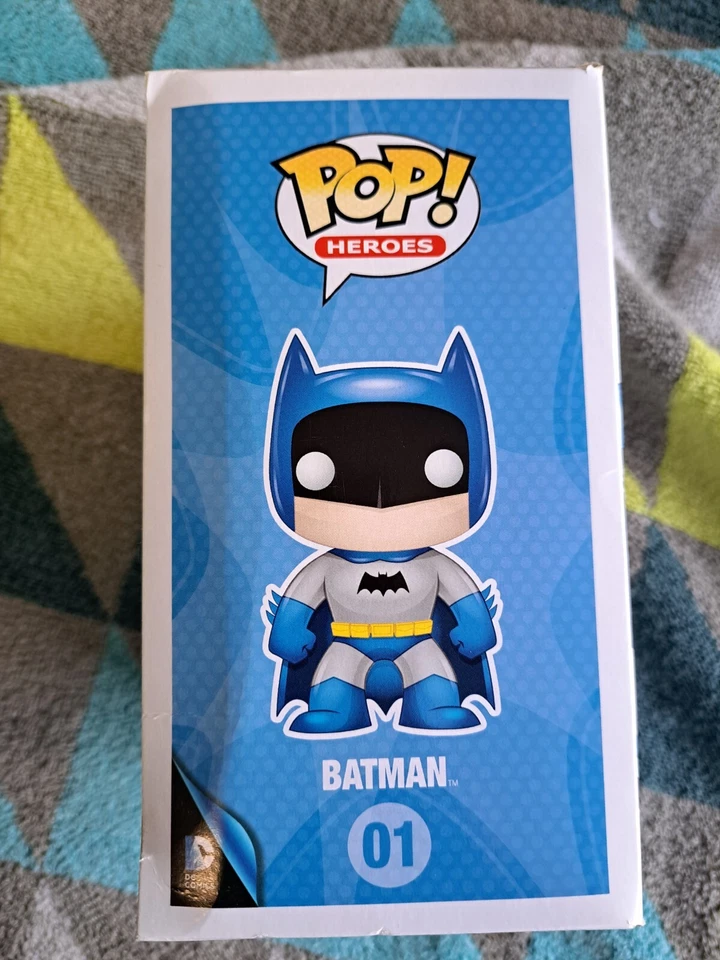 Batman Pop 01 Azul - Batman Funko Pop! Vinilo 2015 - Abovedado + Protector Foto 4 de 4