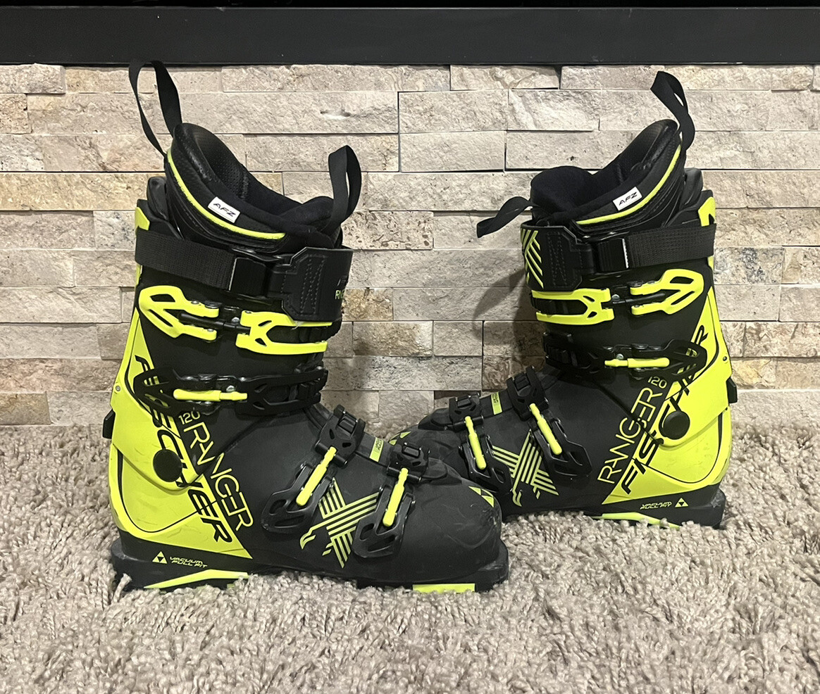 $650 Fischer Ranger 120 Ski Boots NIB 27.5, 9.5 Mens Vac-7