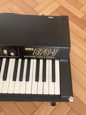 【ジャンク】KORG EPS-1 シンセサイザー　ケース付 KORG EPS-1 synthesizer with hard case | eBay