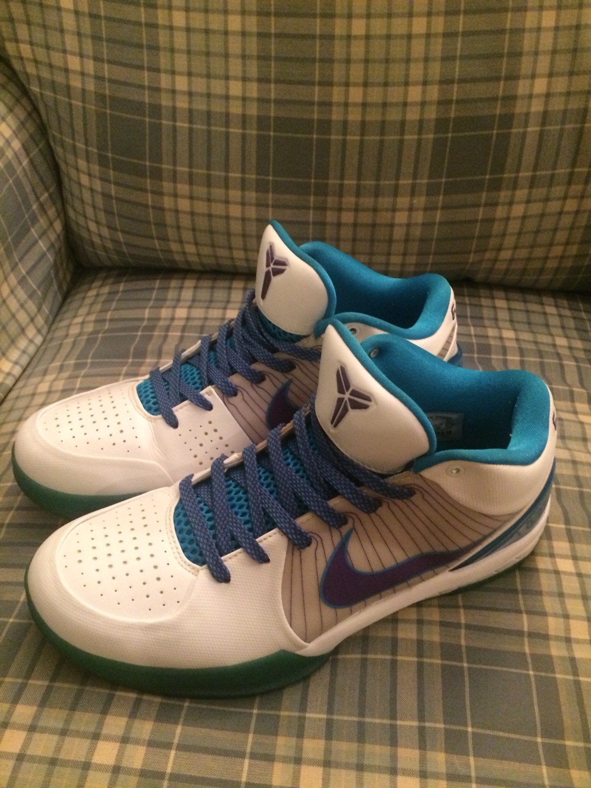 Kobe IV 4 Draft Day Hornets 9.5 Kobe IV 4 Draft Day Hornets 9.5