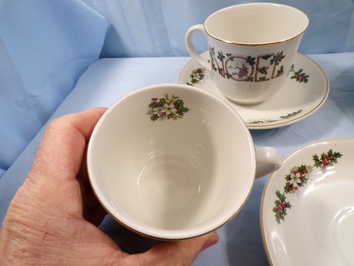 Lot of 4 Wood & Sons Noel Pattern Cup & Saucer Sets - Picture 5 of 11
