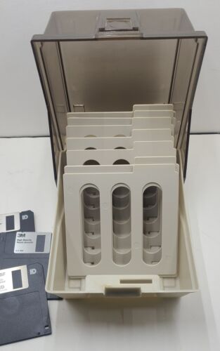 Vintage Plastic Floppy Disk Storage Case Holder Flip Top Lid & 4- 3.5" Diskettes - Picture 3 of 15
