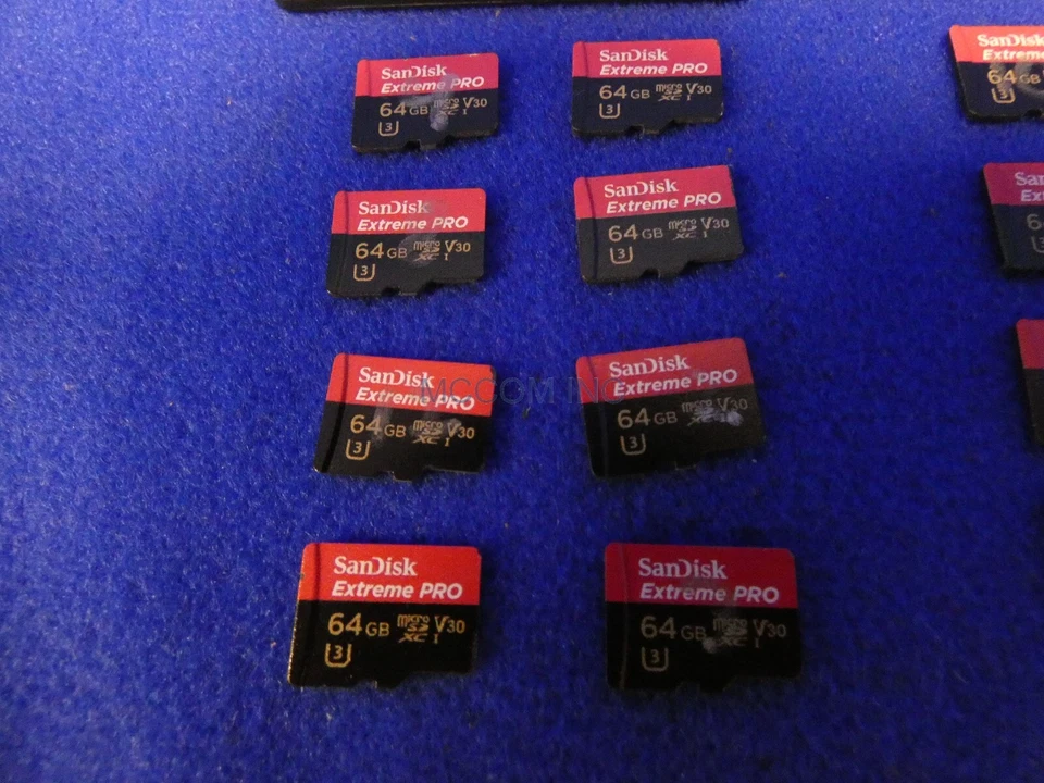 SanDisk Extreme microSDXC Memory Card Qty 40 w/ 16-64gb, 21-64gb, 2-32gb, 16gb - Image 3 of 4