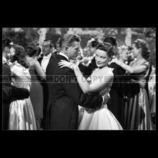 Photo F.012852 GENE TIERNEY & DANNY KAYE (ON THE RIVIERA) 1951