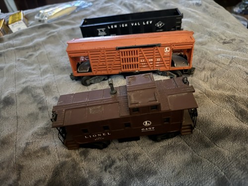 1950’s Original Vintage Lionel 681 6-8-6 Locomotive Tender and 4 Cars / O Gauge - Picture 12 of 17
