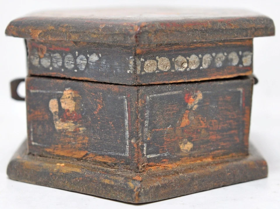 Pequeña caja de almacenamiento de madera vintage original antigua pintada a mano Foto 4 de 4