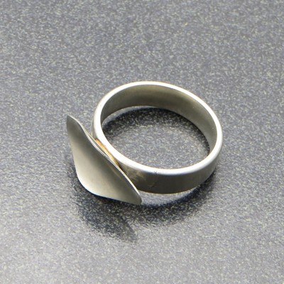 Yamaha Trumpet 3rd Valve Slide Finger Ring and Holder 8335HG NEW! Ships Fast! R4