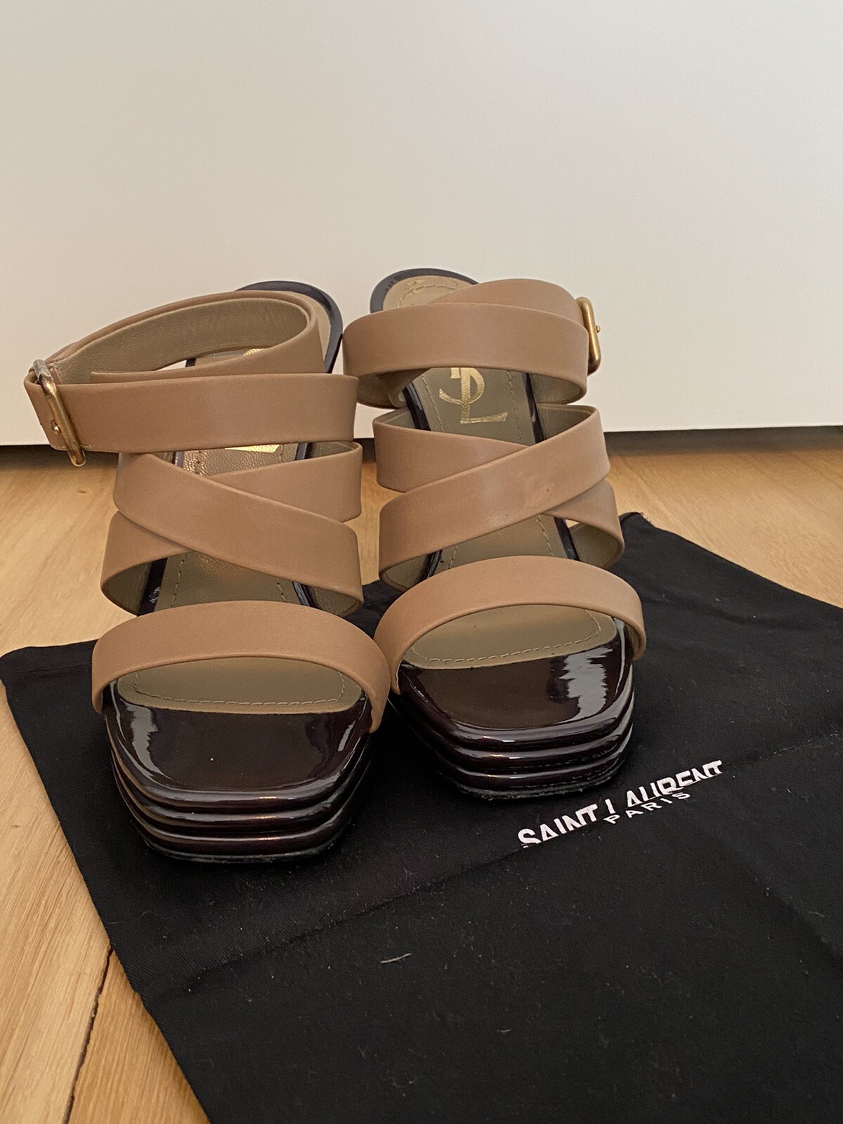 Sandali Yves Saint Laurent tacchi alti plateau taglia 35 beige cammello! Come nuovi!