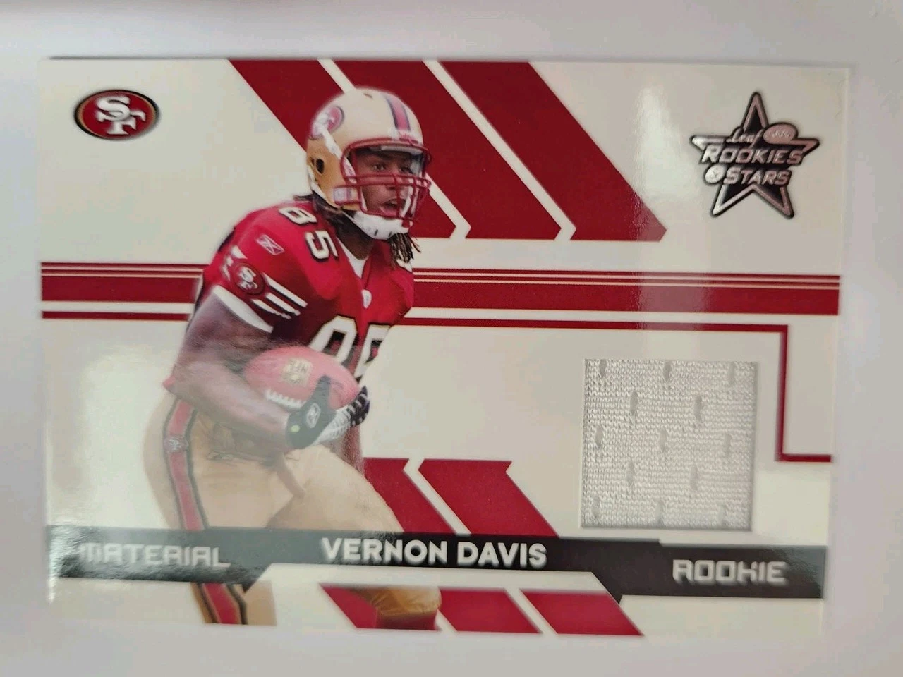 Vernon Davis trading card
