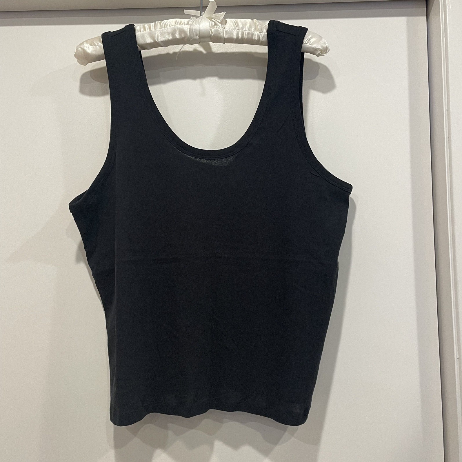 Everlane Tank Top Women’s Size Large Black The Air Cami Scoop neck  Cotton NWT