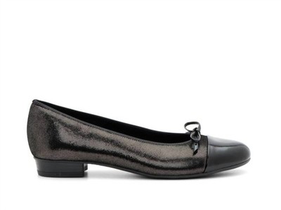Ara Women's Bow Ballet Flat Black Celtickid / Black Patent