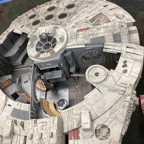 STAR WARS GALAXY'S EDGE vintage millennium falcon out of box ng7323 - Picture 7 of 13