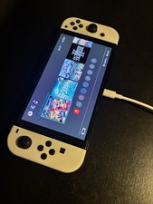 Nintendo Switch OLED Handheld Console White Joy-Con Wi-Fi USB-C HEG-001