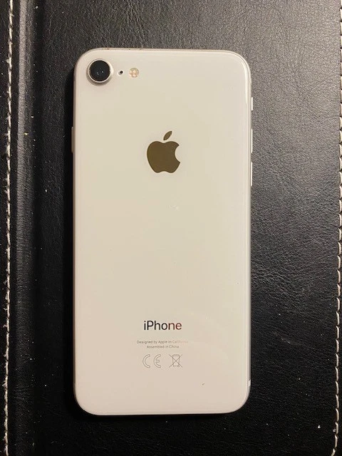 vendo iphone 8 silver   64 gb  - Immagine 2 di 4