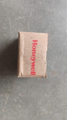 NEU HONEYWELL 50086421-502 SMARTLINE TEMPERATURTRANSMITTER KOSTENLOSER SCHNEL...