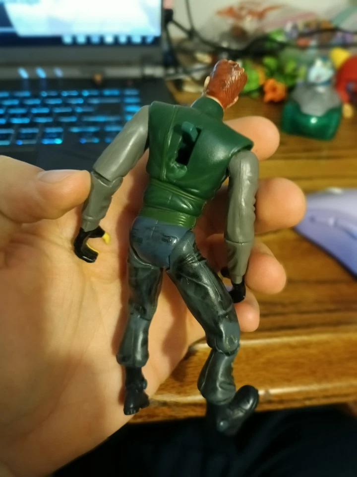 Винтажная экшн-фигурка 1998 ToyBiz Resident Evil Chris Redfield 5 дюймов CAPCOM STARS - Изображение 3 из 4