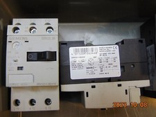 (1) SIEMENS 3RV1011-0EA10 MOTOR STARTER PROTECTOR CIRCUIT BREAKER .28-.4A AMP