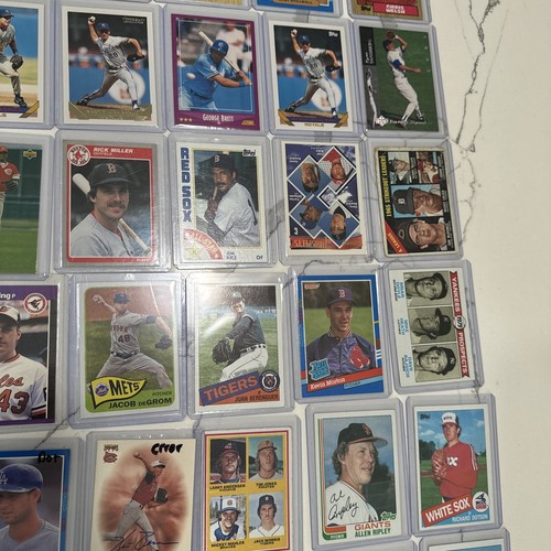 Lote de 143 tarjetas de béisbol de colección de todos los tiempos ¡grandes y más de finales de 1970 en adelante!! - Imagen 15 de 24