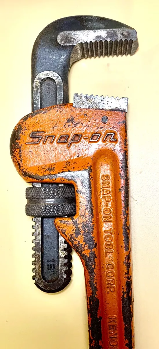 Snap on pipe wrench deals