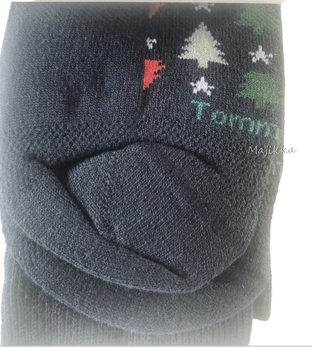 Christmas Socks Tommy John Stay-Up Kids Shoe Size 3.5-5 Dress Blues Balsam Fir - Picture 3 of 8