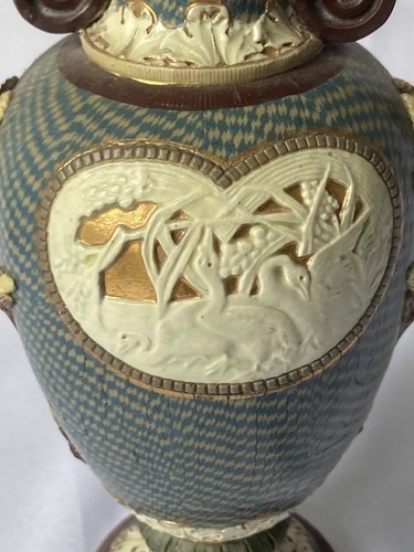 Jarrón antiguo, Doulton Lambeth, Mark V Marshall, doble mango - muy inusual c1890 - Imagen 5 de 14