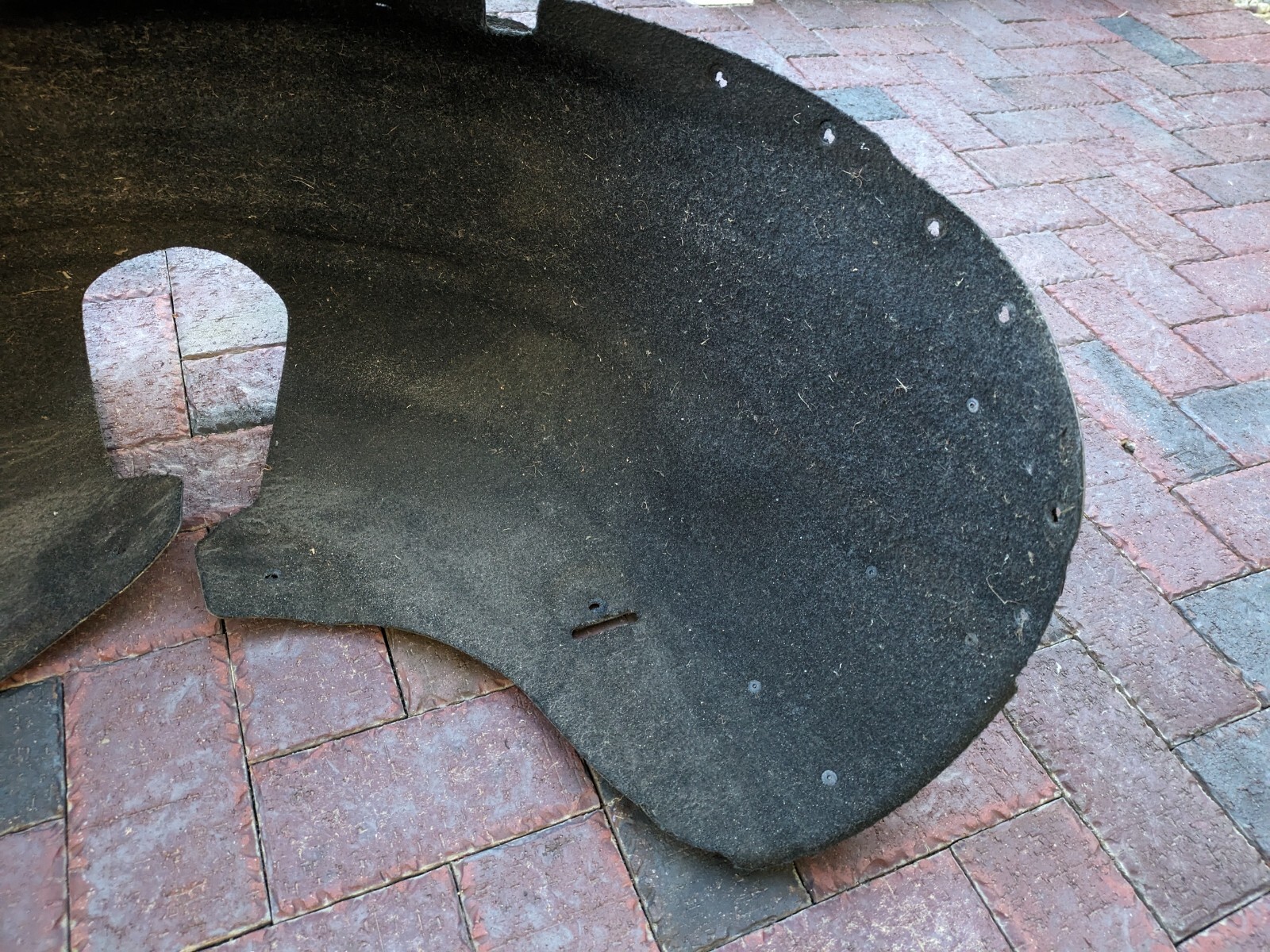 2006-12 BENTLEY CONTINENTAL FLYING SPUR REAR LEFT FENDER LINER WHEEL WELL COVER