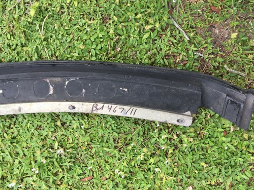 Jaguar XJS 1976-1982 Rubber Center Bumper Finisher Marked BD4711` - Picture 9 of 10