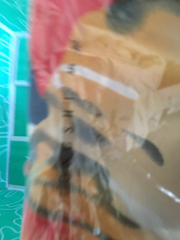 Bufanda de seda Tongshi COLORES ARCO IRIS 8 x 64 pulgadas Foto 4 de 4