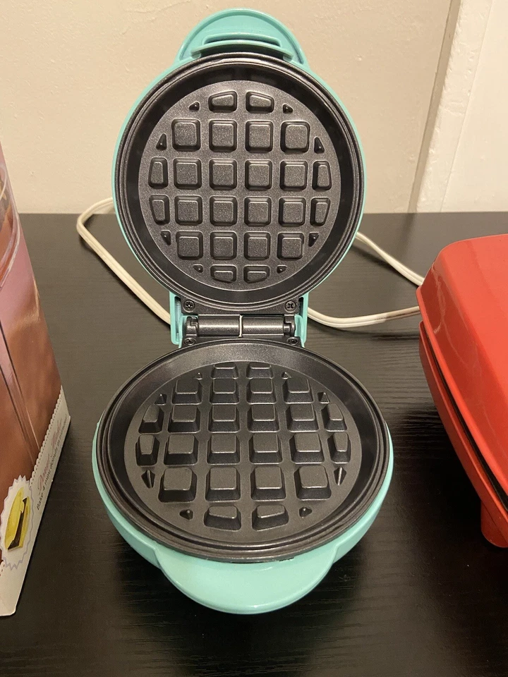 PACK 3 Waffleras, Donuts y Sandwicheras ¡Gran Valor! Foto 3 de 4