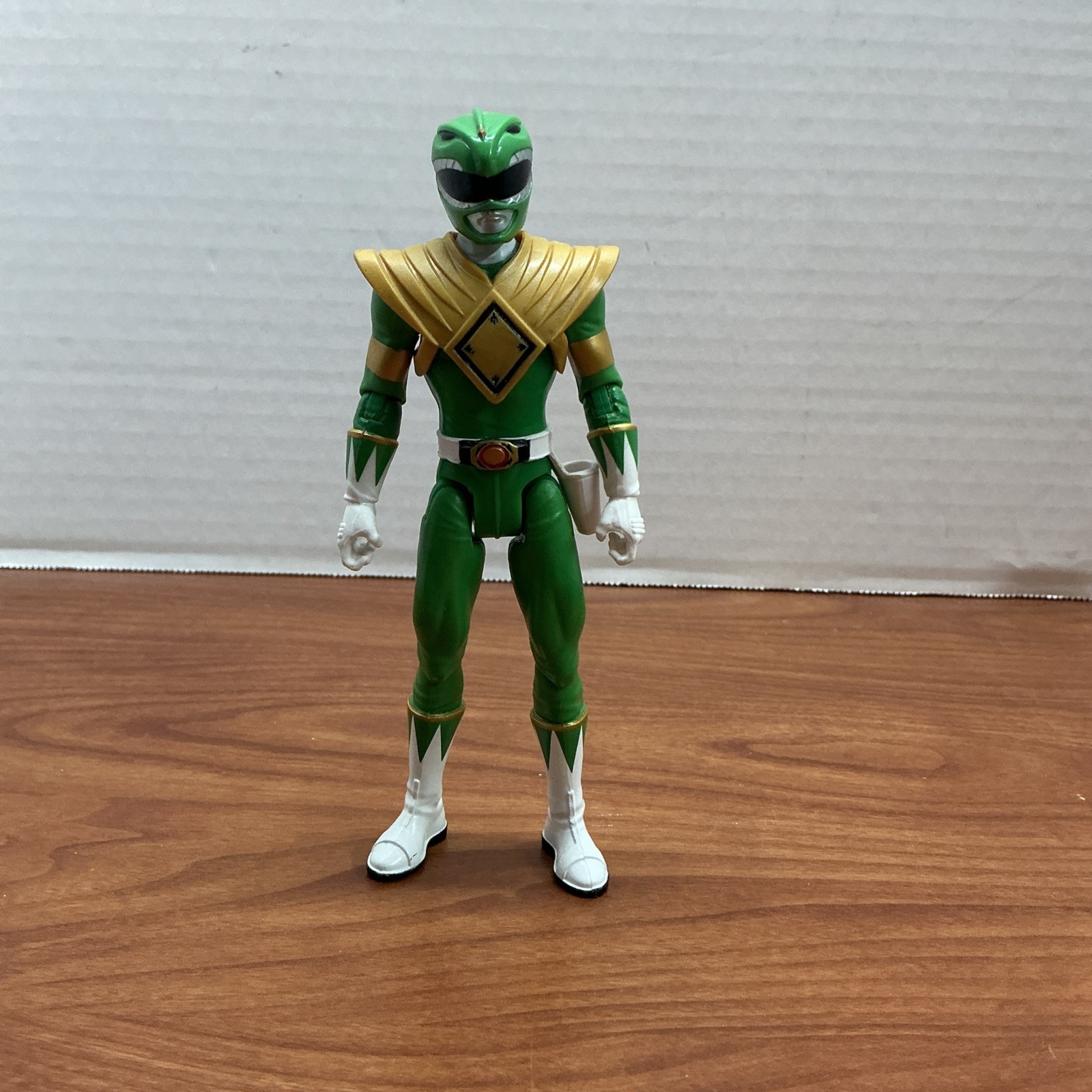 Bandai Power Rangers Legacy CollectionGREEN RANGER FIGURE ON
