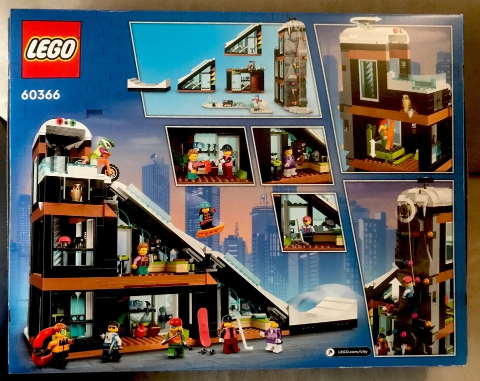 LEGO City Set 60366 Centro sci e arrampicata/ Winter village snow New MISB 🎄🤶 - Immagine 2 di 4