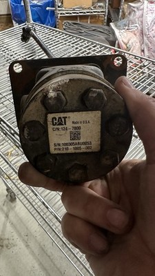 Caterpillar  O.E.M. Scraper Pump P/N 124-7800 P/N 210-1005-002 USED With Shaft