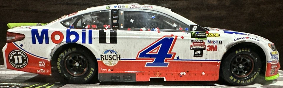 2017 Kevin Harvick Mobil 1 Texas Win Ford Fusion 1/24 Action Nascar Diecast - Image 4 of 4