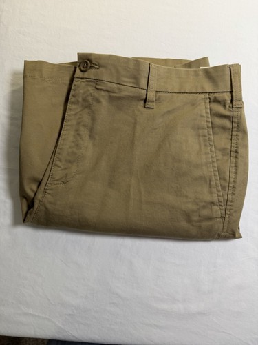Dockers Men’s Ultimate Shorts Supreme Flex Tan Size 36 Brand New With Tags NWT