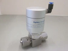 Fujikin, 3.5-5kgf, N.O. Pneumatic Valve, 1/2" FVCR, Used