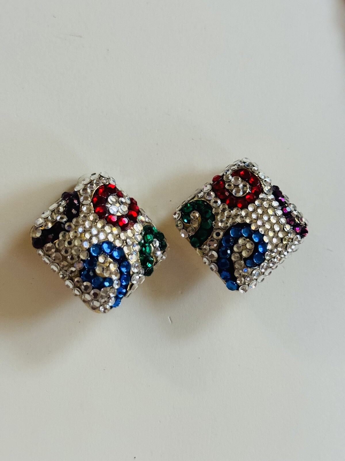 Picture 2 of 6