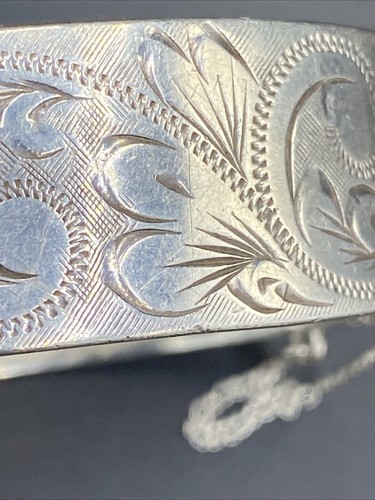Vintage Sterling Silver Engraved Bangle - Picture 10 of 14