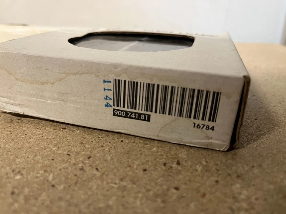 Soporte de papel higiénico Ikea LILLHOLMEN 901.741.81 Foto 2 de 2