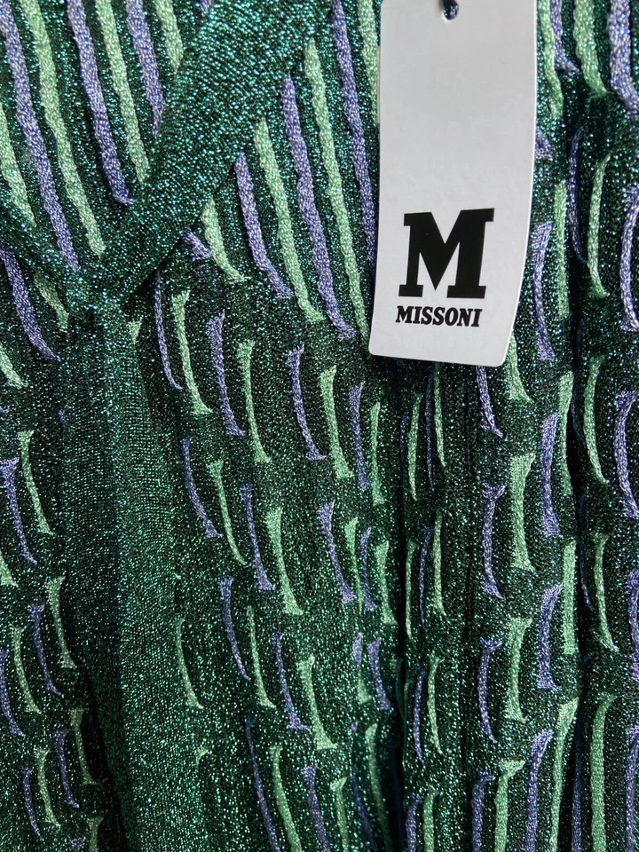 Falda lurex de punto verde y lila plisada metálica Reino Unido 12 EU 38 NUEVA CON ETIQUETAS Foto 3 de 3