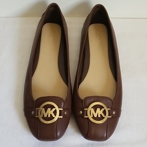 michael kors flats size 11