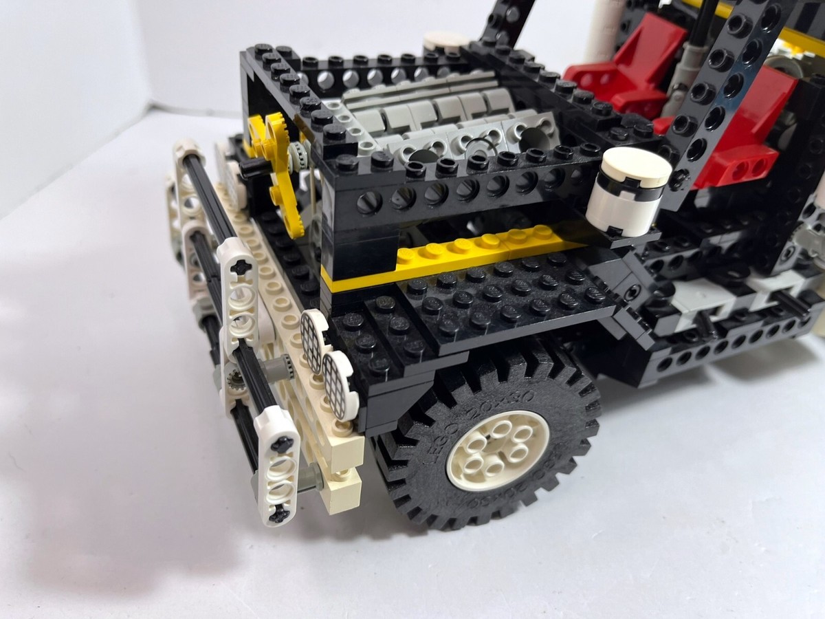 LEGO Technic: Model Construction: Air Tech Claw Rig 8868 Uber Rare