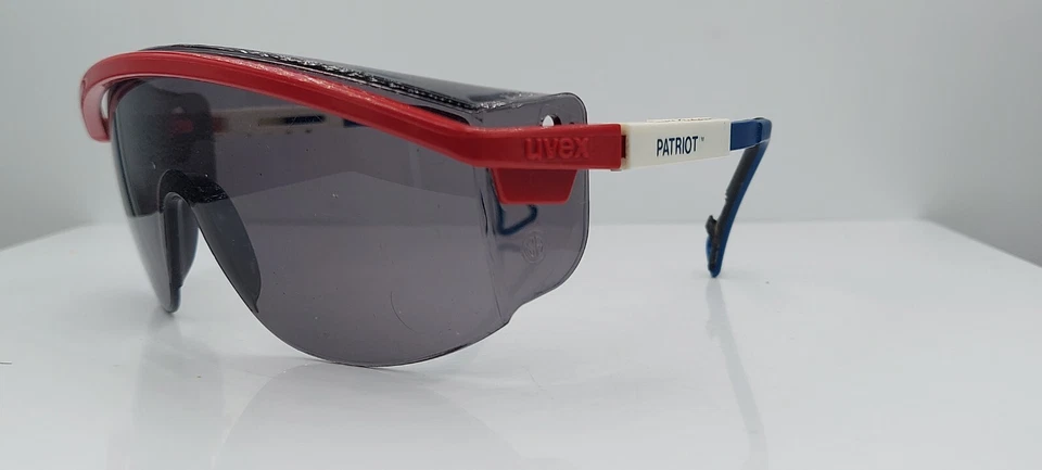 Gafas de sol Patriot Astrospec 3000 de colección con escudo rojo marcos EE. UU. Foto 2 de 4