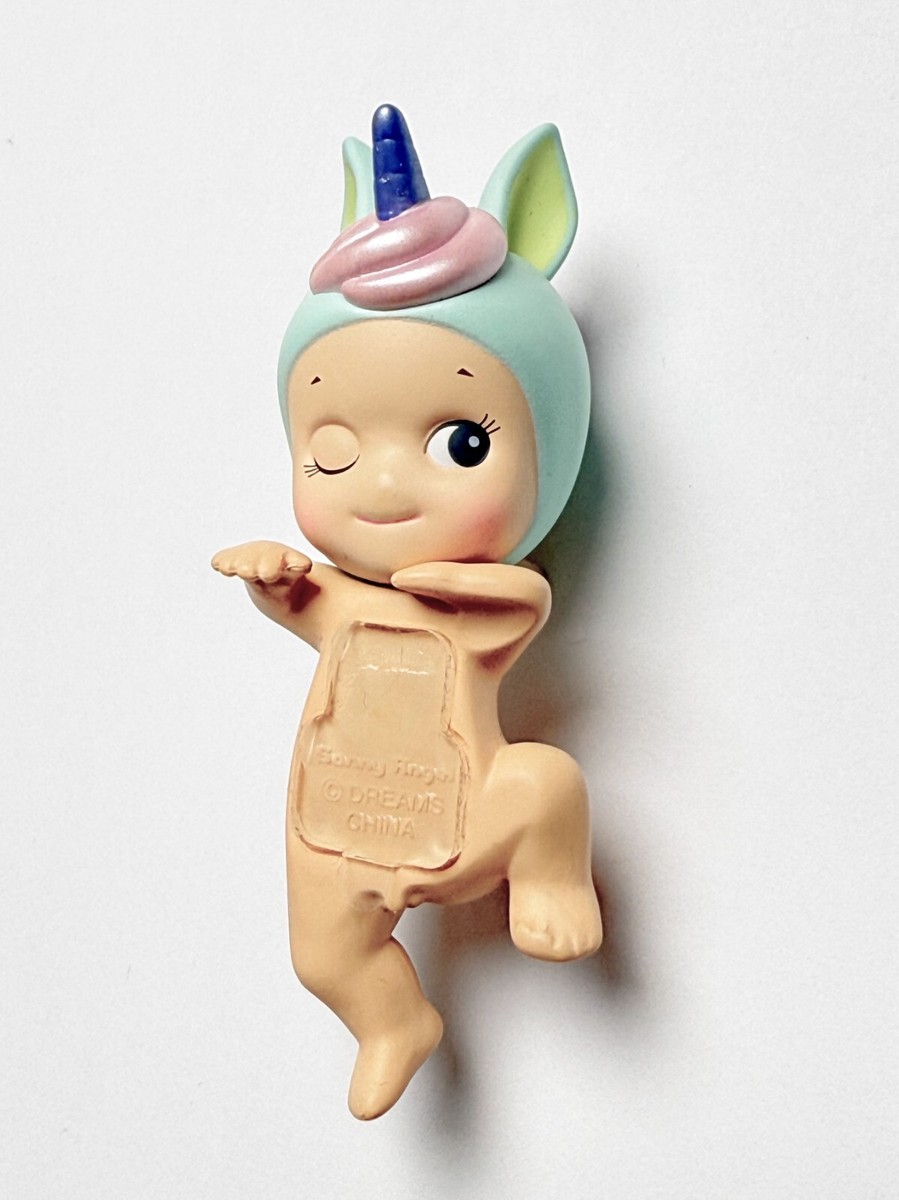 RARE* sonny angel dreaming hippers - SECRET Winking Unicorn - 100