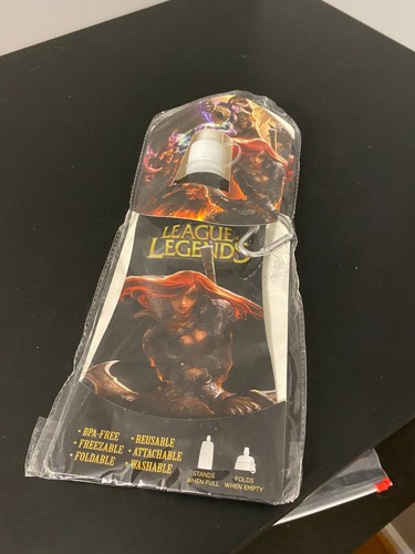 RARE ONE OF A KIND League of Legends water bottle PAX EAST 2010 - Picture 2 of 2