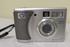 HP PhotoSmart 935 5.3MP Digital Camera Silver Model Q2214A w/2GB Card Tested