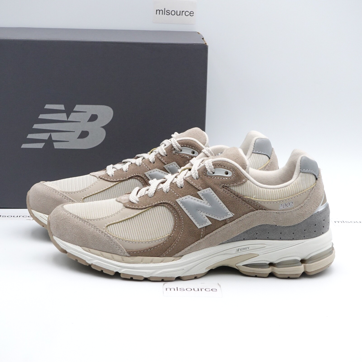 Size 9 Men's New Balance 2002R Sneakers M2002RSI Driftwood