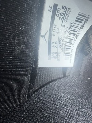 Air Jordan 11 Retro  Cap and Gown    Gr. 42   NEU & OVP